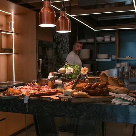 1779 Penzión pre hostí