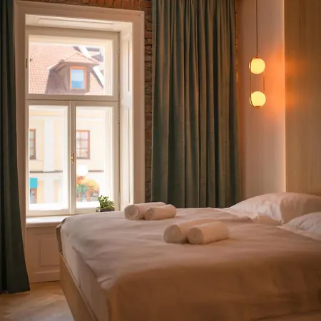 1779 Penzión pre hostí